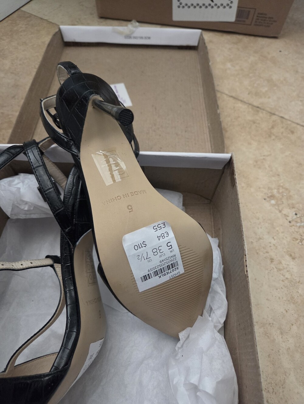 Topshop Black Croc-Embossed T-Strap Pointed Pumps - Picture 8 of 10